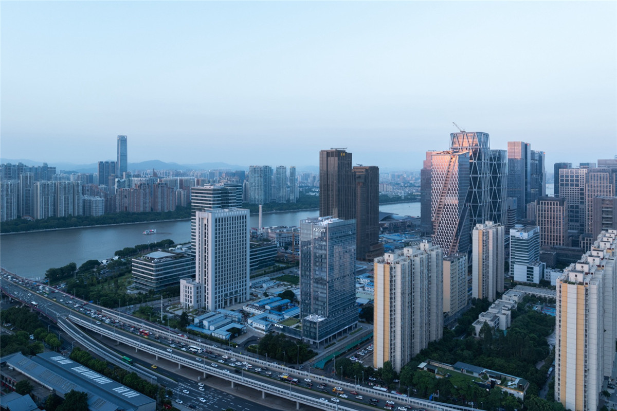 文章附图