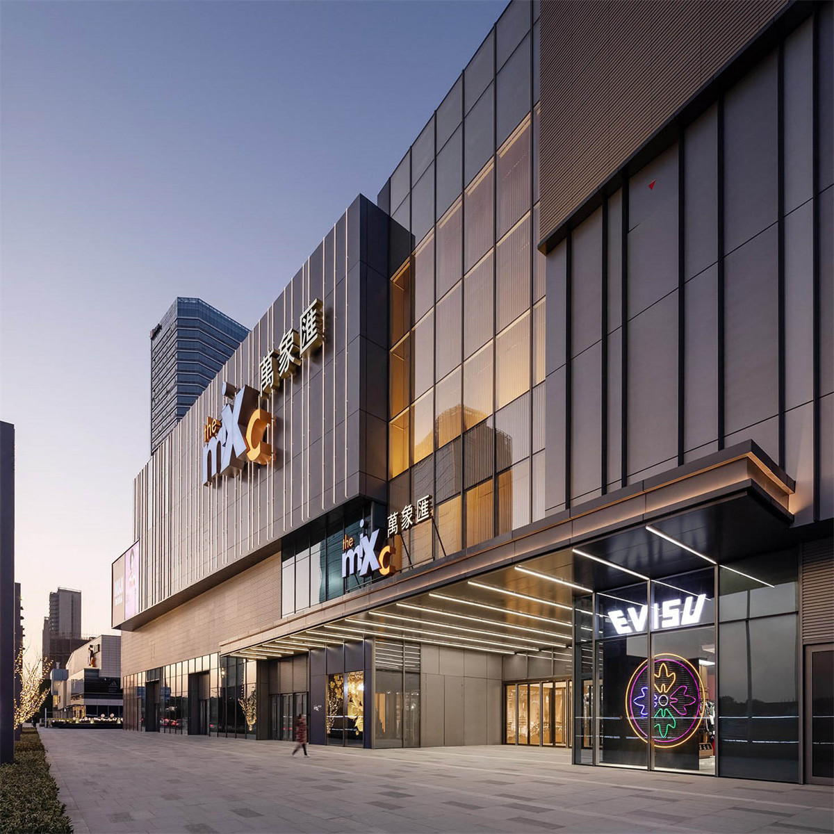 昆山万象城| Gensler, 上海三益建筑设计- 品素品设计