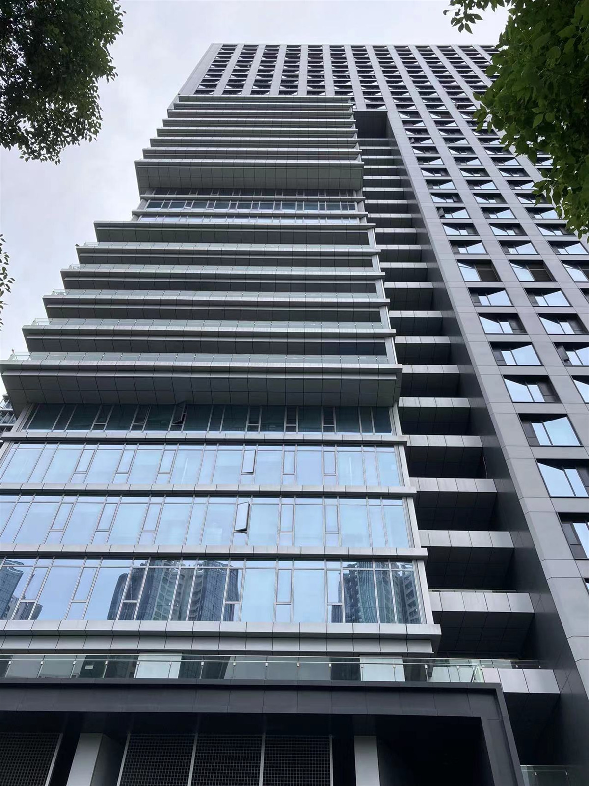 深圳留仙洞总部基地最新建设的超高层立面库 - 品素品设计